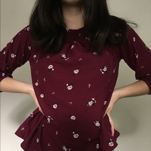 maroon off-the-shoulder floral top - Picture 2 of 6